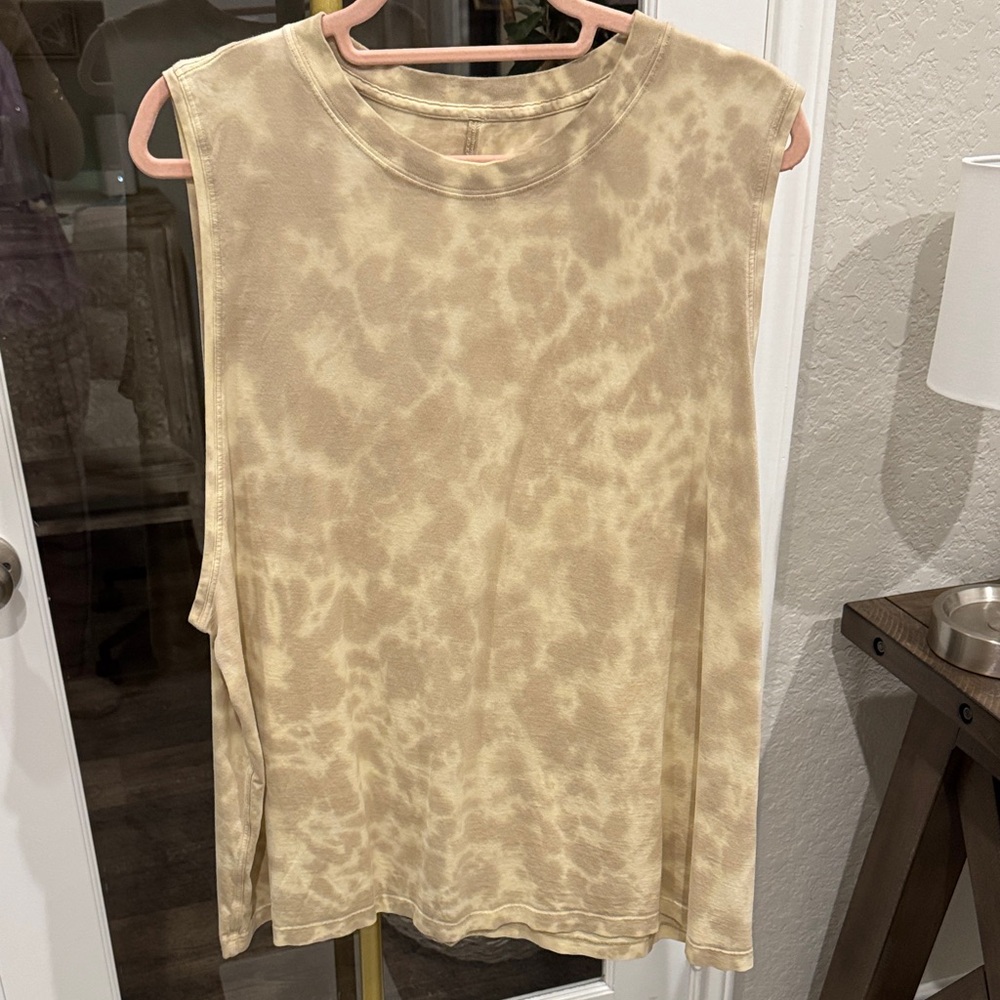 lululemon athletica Beige Patterned Muscle Tee